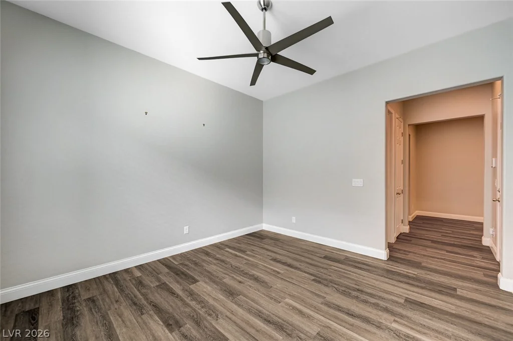 10160 Ocher Valley, Las Vegas, NV 89178