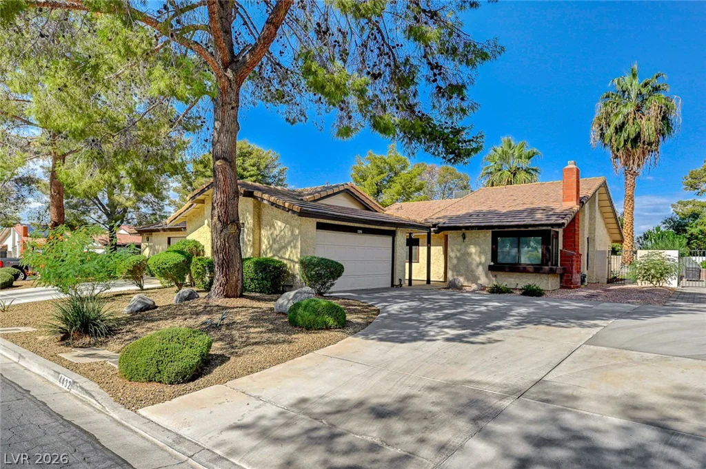 4432 Live Oak, Las Vegas, NV 89121