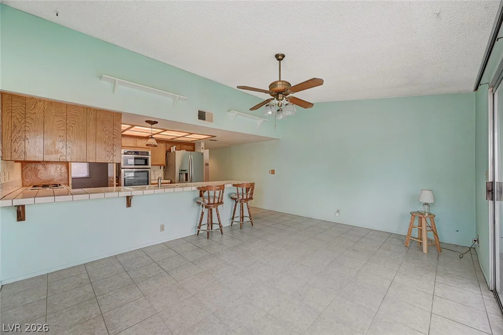 4432 Live Oak, Las Vegas, NV 89121