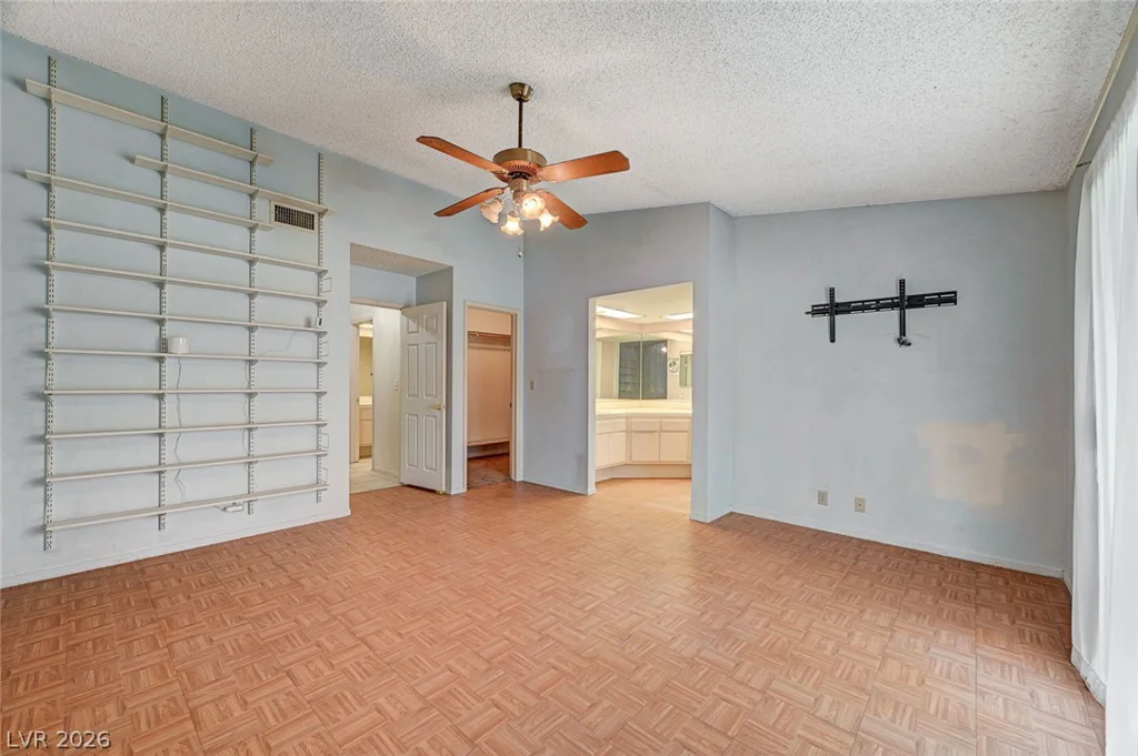 4432 Live Oak, Las Vegas, NV 89121
