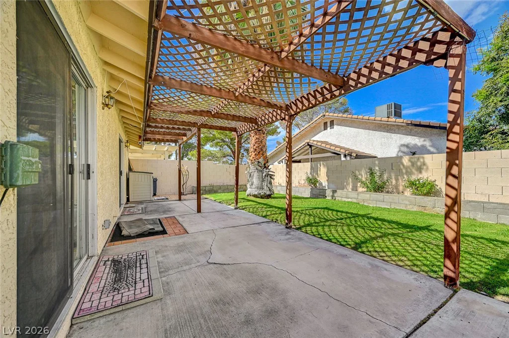 4432 Live Oak, Las Vegas, NV 89121