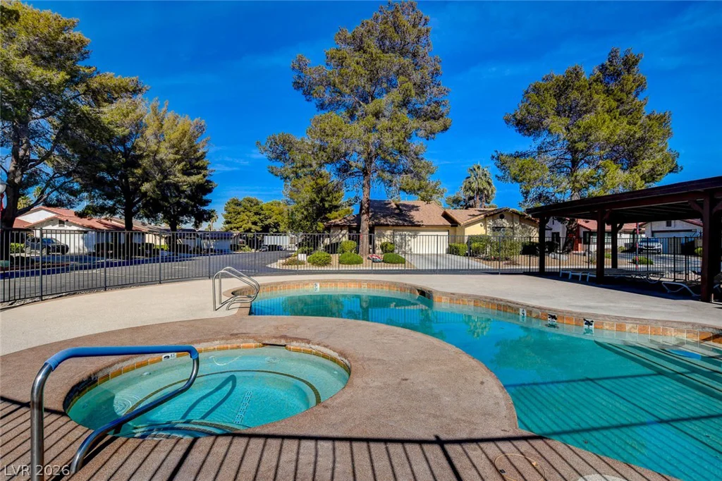 4432 Live Oak, Las Vegas, NV 89121