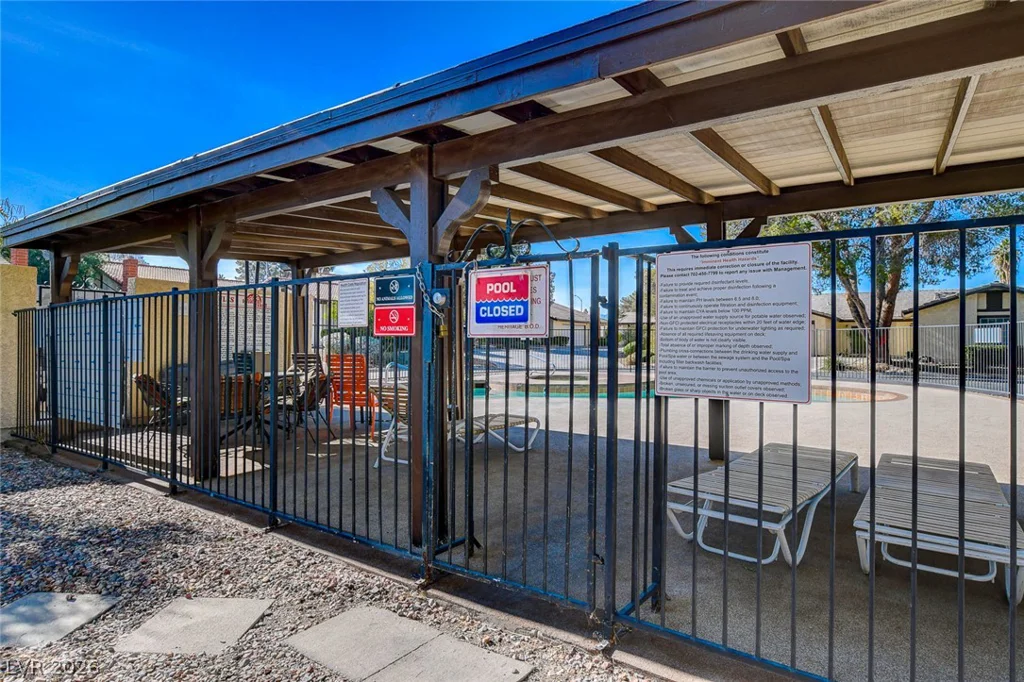 4432 Live Oak, Las Vegas, NV 89121