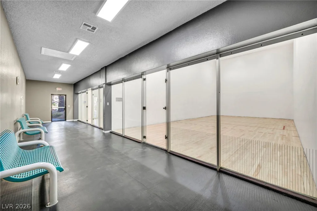 2200 Fort Apache, Las Vegas, NV 89117