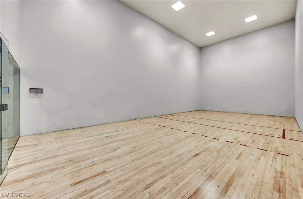 2200 Fort Apache, Las Vegas, NV 89117