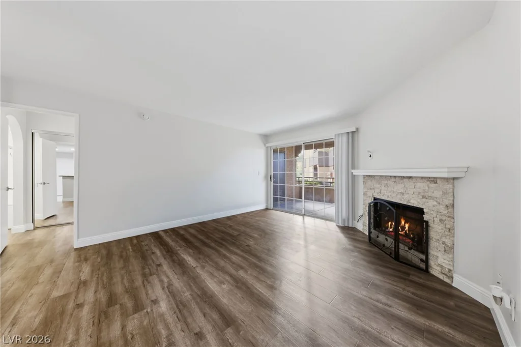 2200 Fort Apache, Las Vegas, NV 89117