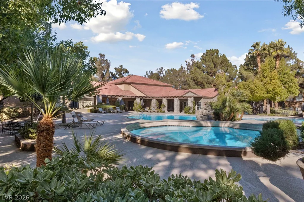 2200 Fort Apache, Las Vegas, NV 89117