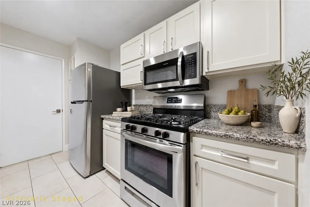 2200 Fort Apache, Las Vegas, NV 89117