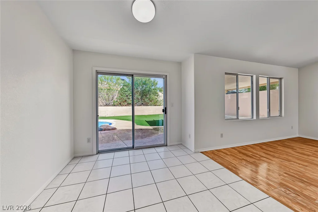 6248 Dundee Port, Las Vegas, NV 89110