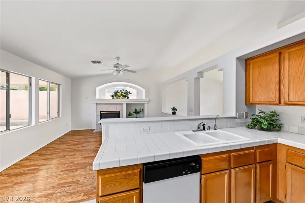 6248 Dundee Port, Las Vegas, NV 89110