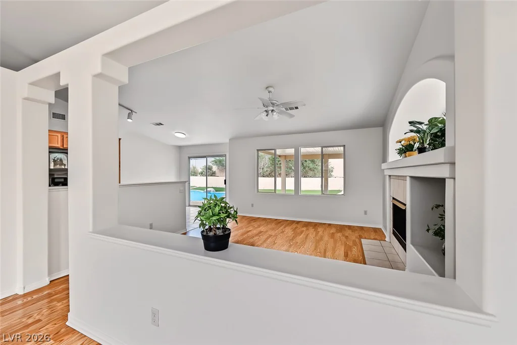 6248 Dundee Port, Las Vegas, NV 89110
