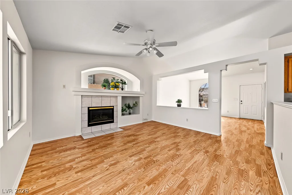 6248 Dundee Port, Las Vegas, NV 89110