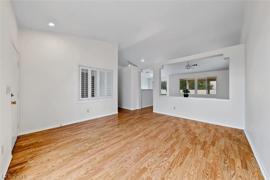 6248 Dundee Port, Las Vegas, NV 89110