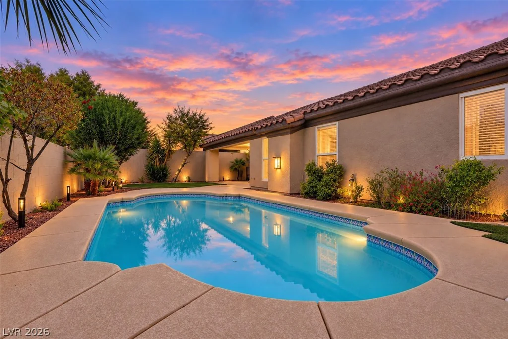 8305 Green Clover, Las Vegas, NV 89149