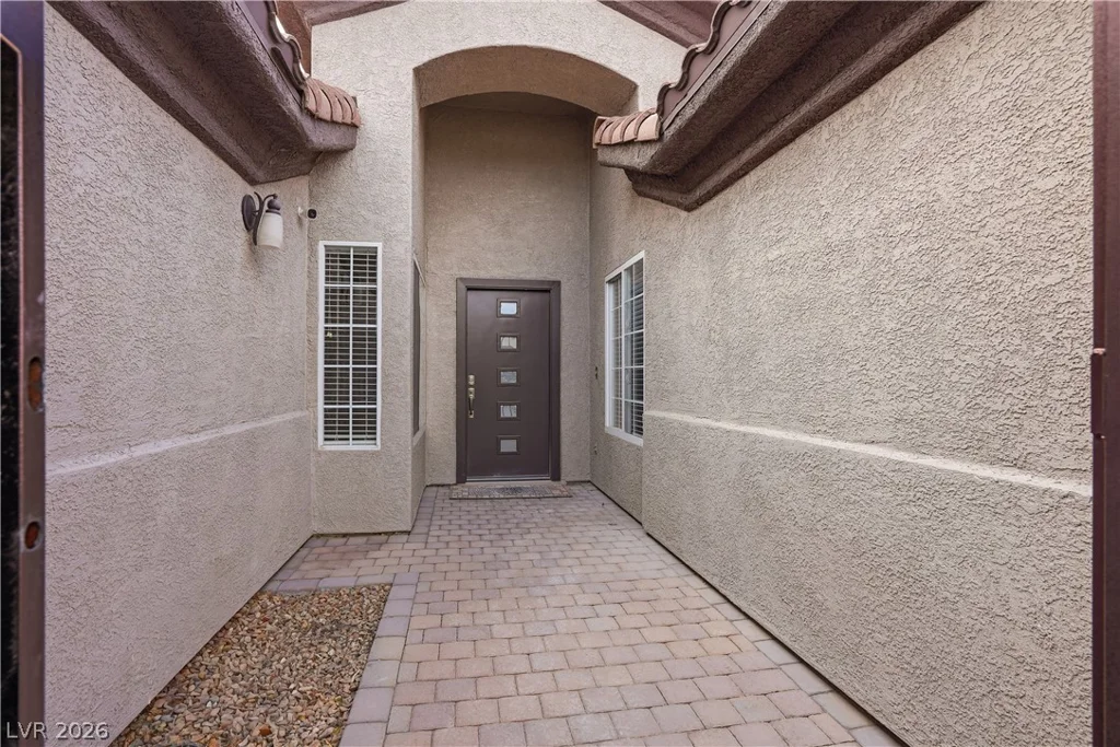 8305 Green Clover, Las Vegas, NV 89149