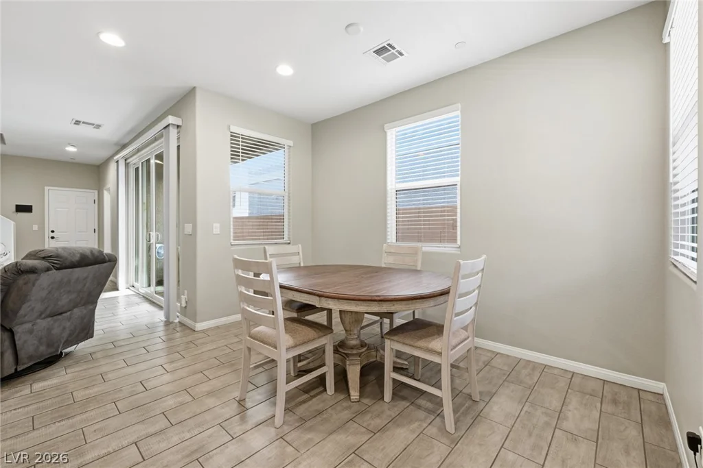 4562 Queens Hill, North Las Vegas, NV 89031