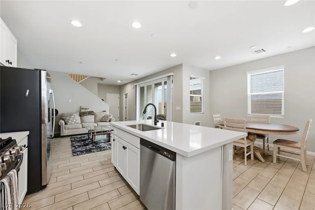 4562 Queens Hill, North Las Vegas, NV 89031
