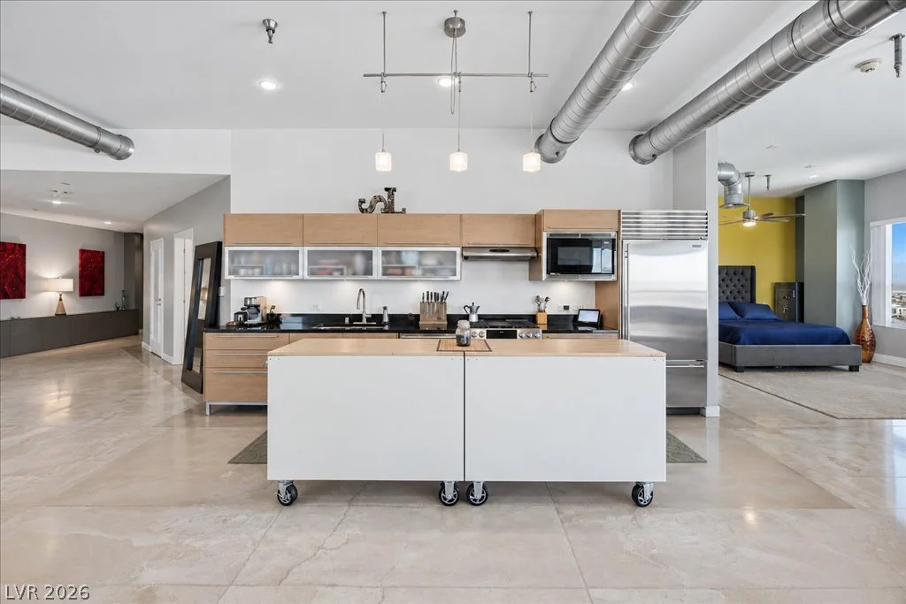 200 Hoover, Las Vegas, NV 89101