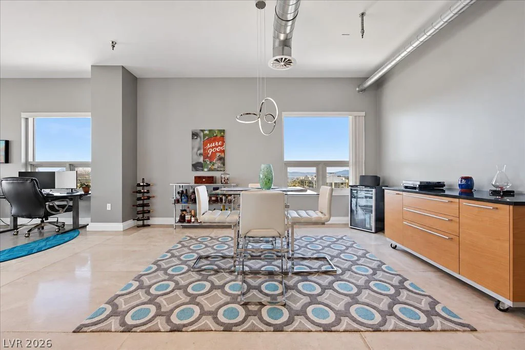 200 Hoover, Las Vegas, NV 89101