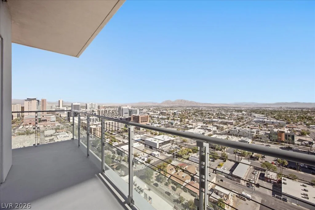 200 Hoover, Las Vegas, NV 89101