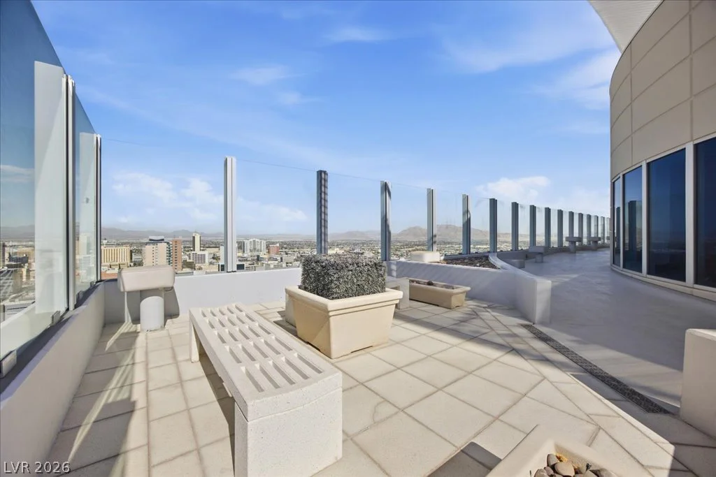 200 Hoover, Las Vegas, NV 89101