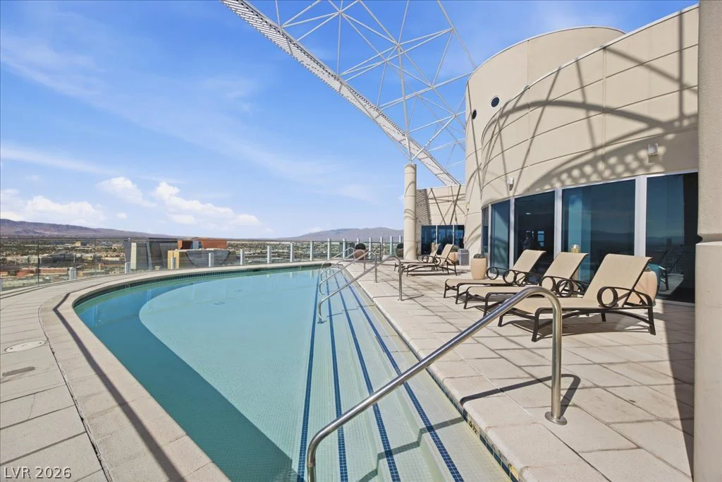 200 Hoover, Las Vegas, NV 89101
