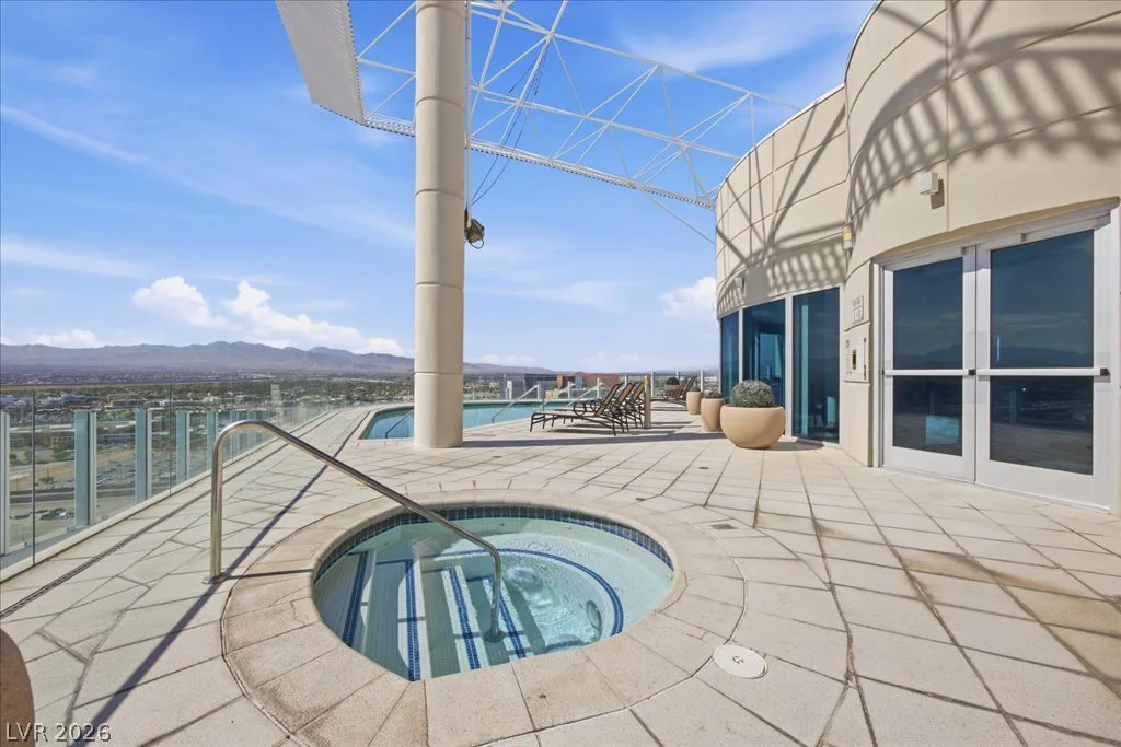 200 Hoover, Las Vegas, NV 89101
