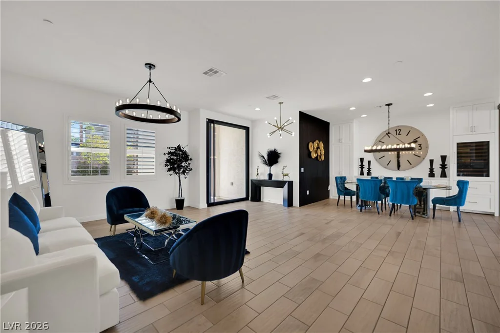 8755 Helena, Las Vegas, NV 89129