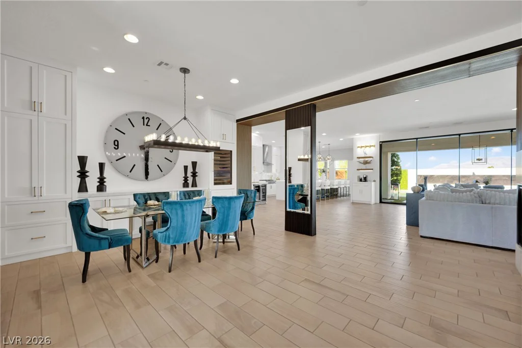 8755 Helena, Las Vegas, NV 89129