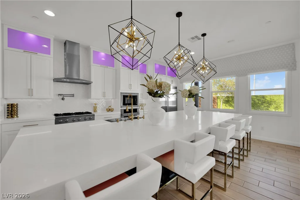 8755 Helena, Las Vegas, NV 89129