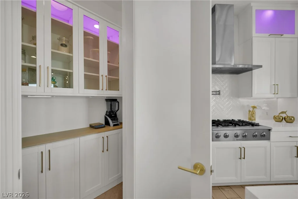 8755 Helena, Las Vegas, NV 89129