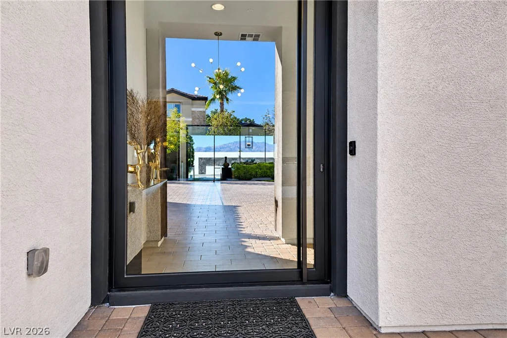 8755 Helena, Las Vegas, NV 89129