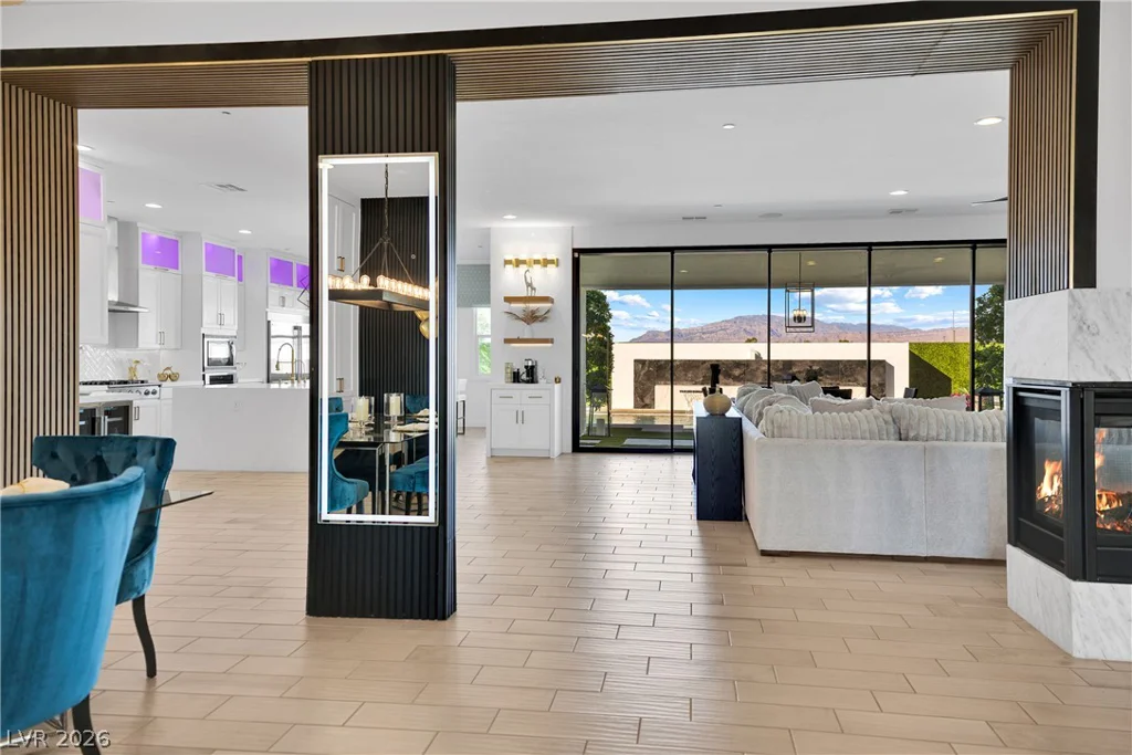 8755 Helena, Las Vegas, NV 89129