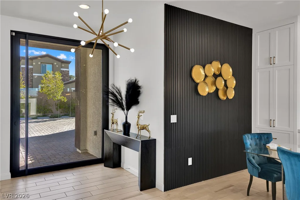 8755 Helena, Las Vegas, NV 89129