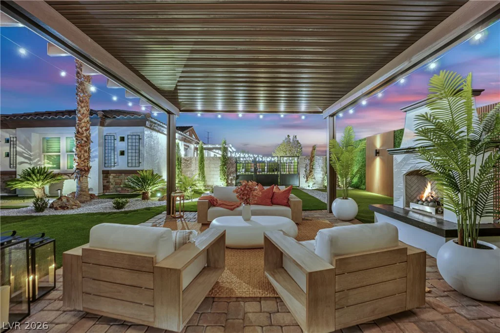 8755 Helena, Las Vegas, NV 89129