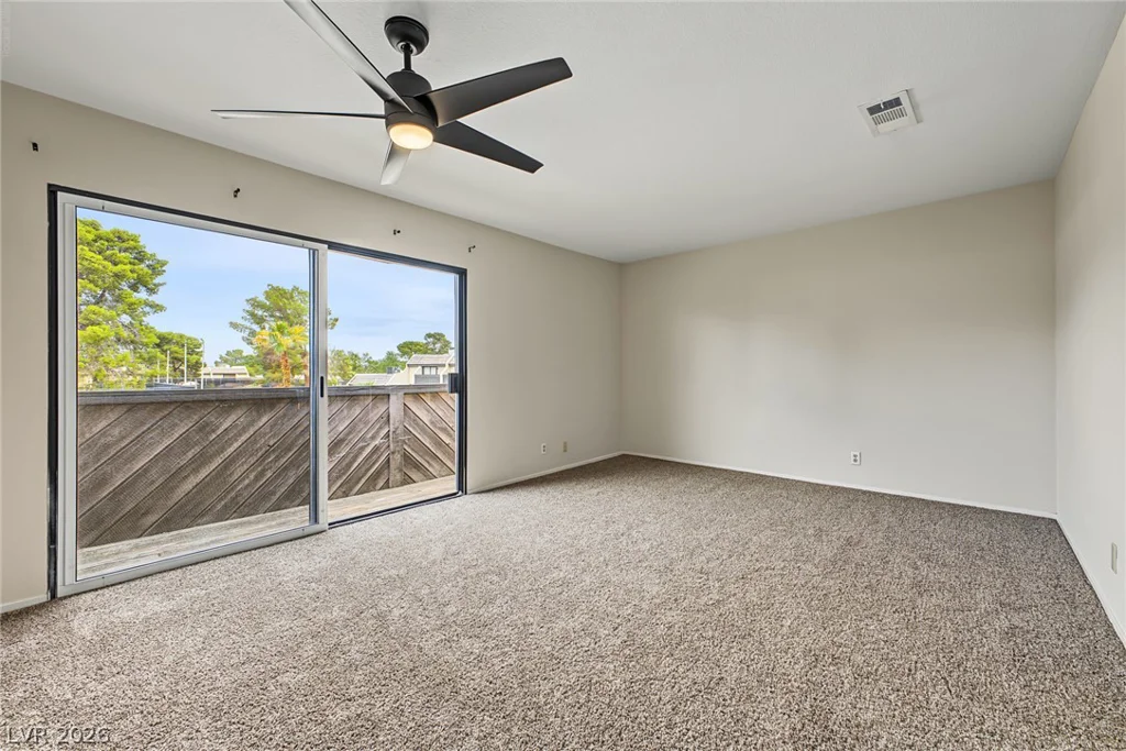 3268 Liahona, Las Vegas, NV 89121