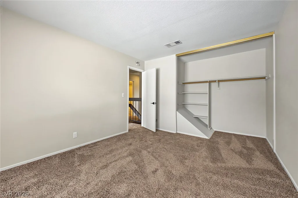 3268 Liahona, Las Vegas, NV 89121