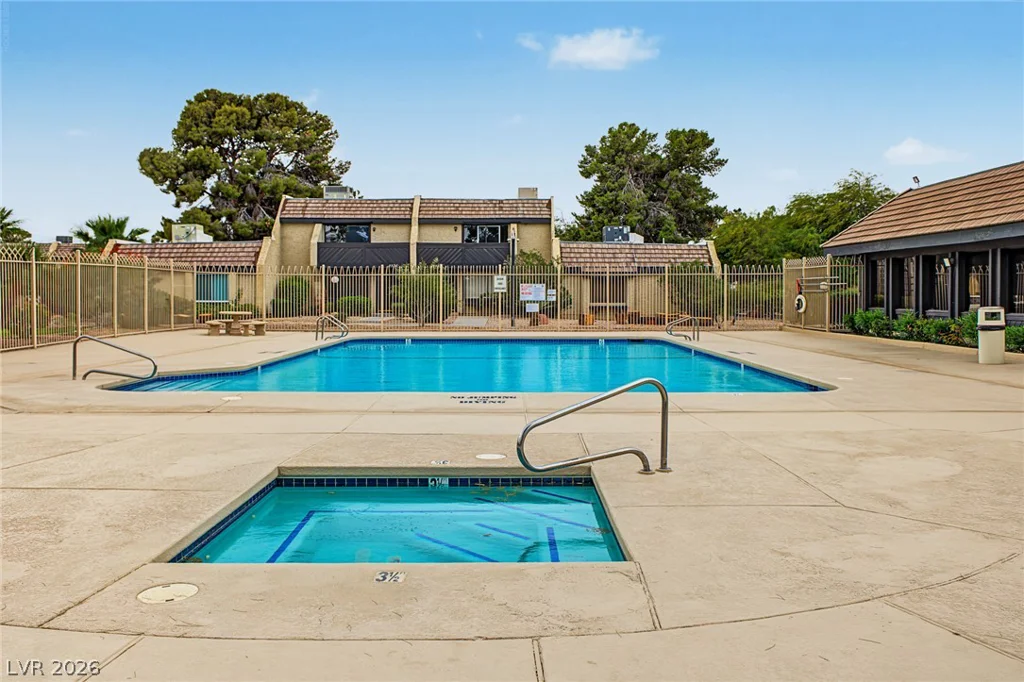 3268 Liahona, Las Vegas, NV 89121