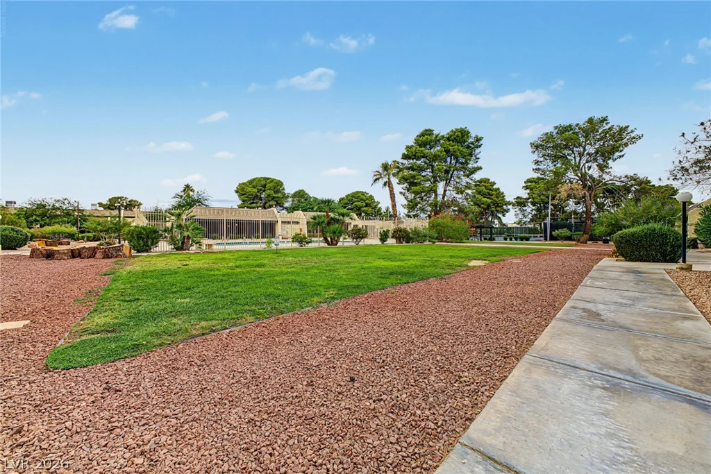 3268 Liahona, Las Vegas, NV 89121