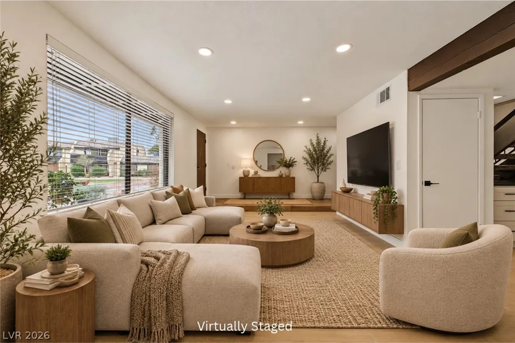 3268 Liahona, Las Vegas, NV 89121