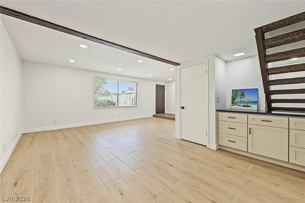 3268 Liahona, Las Vegas, NV 89121