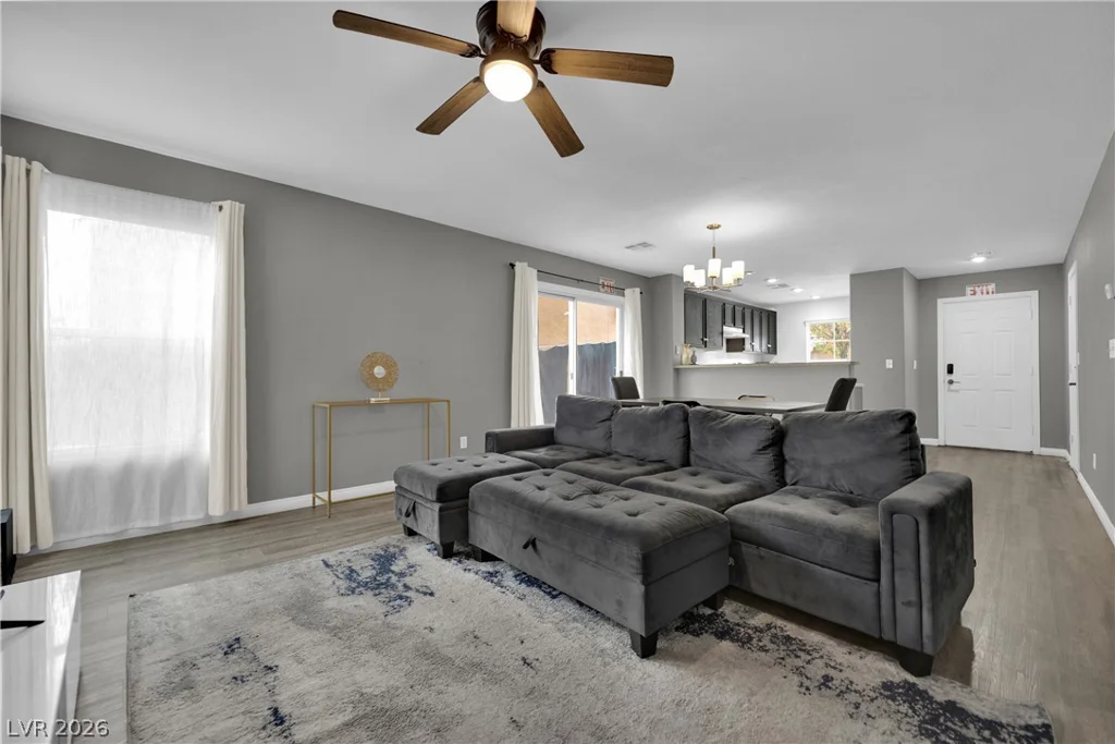 10343 Ednor, Las Vegas, NV 89183