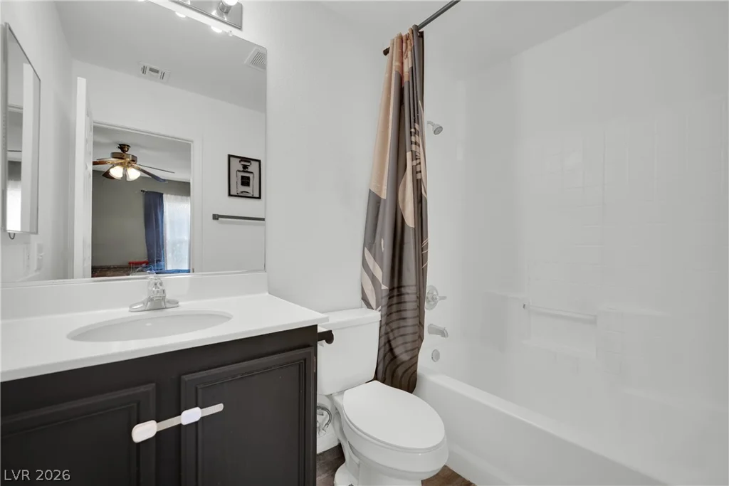 10343 Ednor, Las Vegas, NV 89183