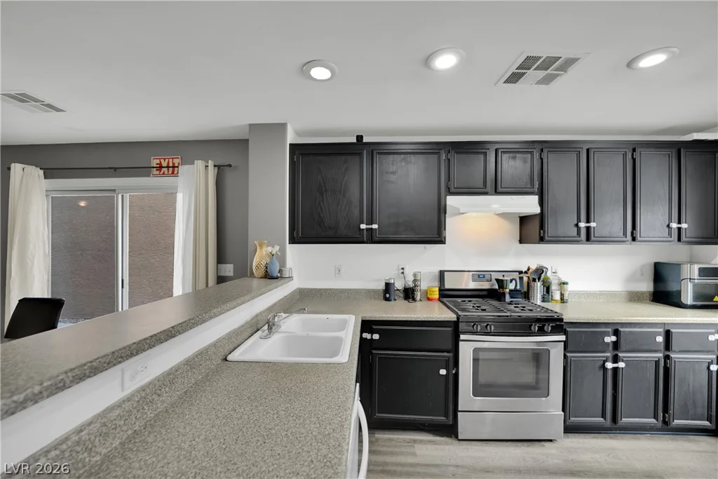 10343 Ednor, Las Vegas, NV 89183