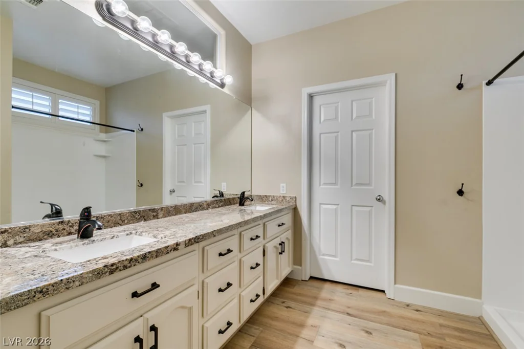 435 Piute Valley, Henderson, NV 89012