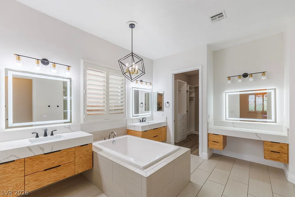 7722 Rainbow Rising, Las Vegas, NV 89113