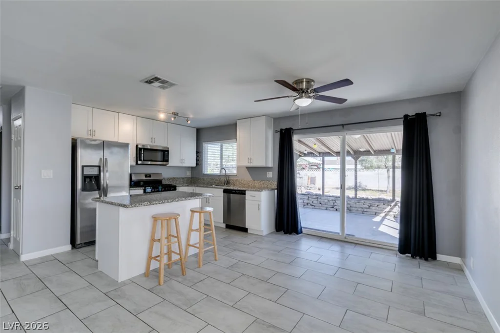 4030 Vegas Valley, Las Vegas, NV 89121