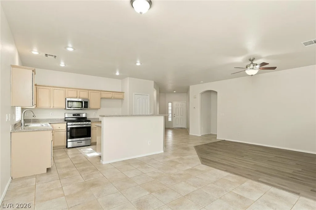 3530 Driving Range, Las Vegas, NV 89122