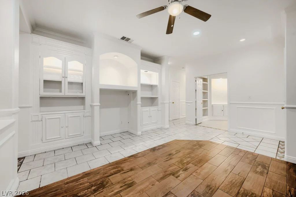 10011 Peach Flower, Las Vegas, NV 89147