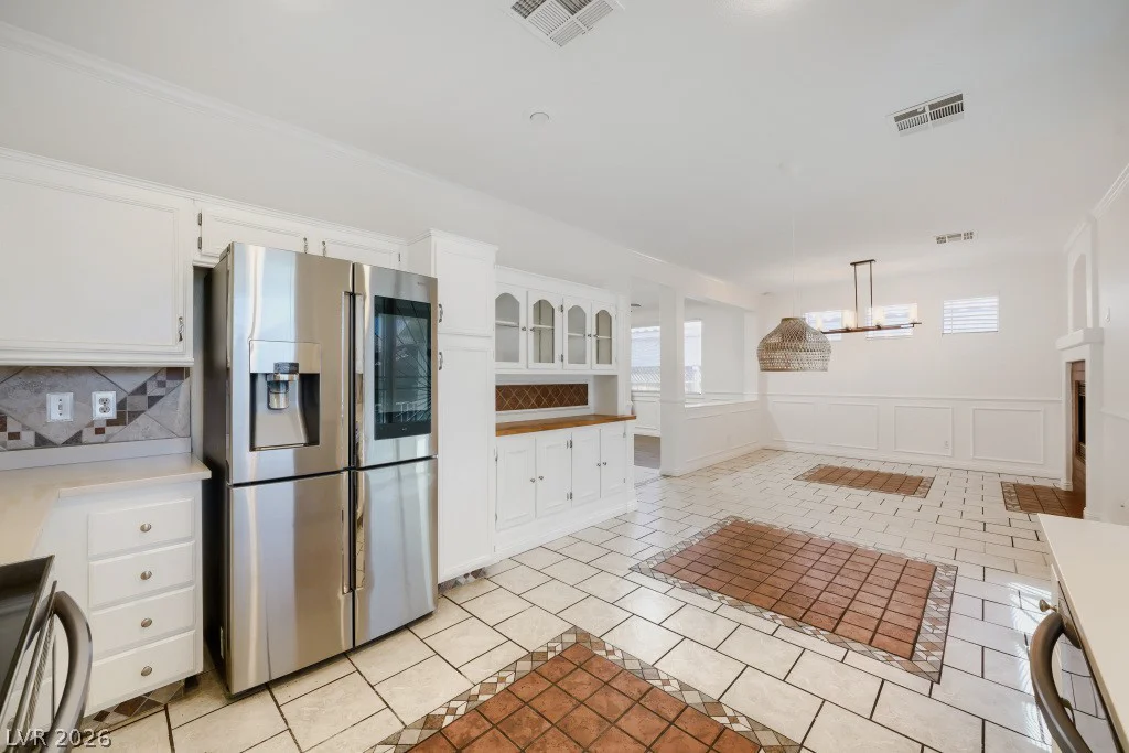 10011 Peach Flower, Las Vegas, NV 89147